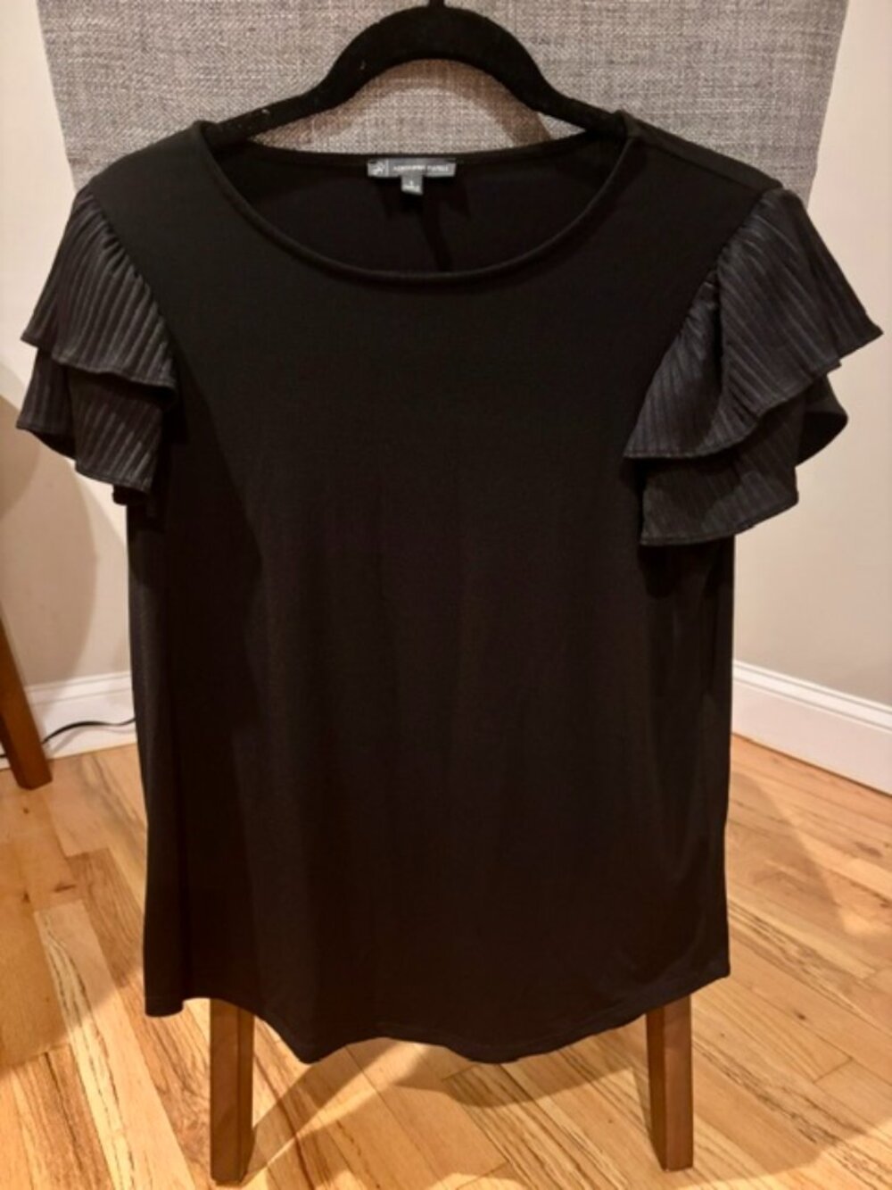 Adrianna Papell Double Pleat Flutter Cap Sleeve Blouse in Black
